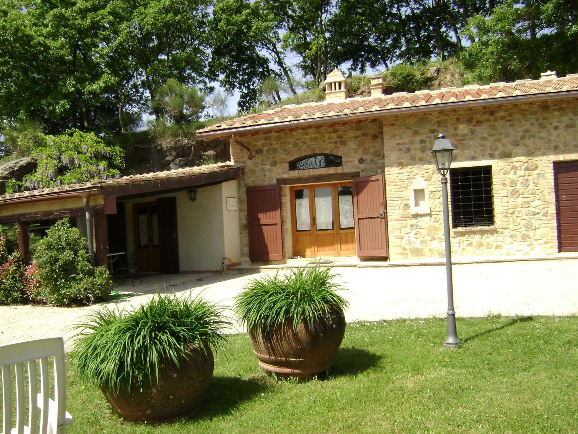 Sassi Bianchi ξενώνας Sensano Εξωτερικό φωτογραφία